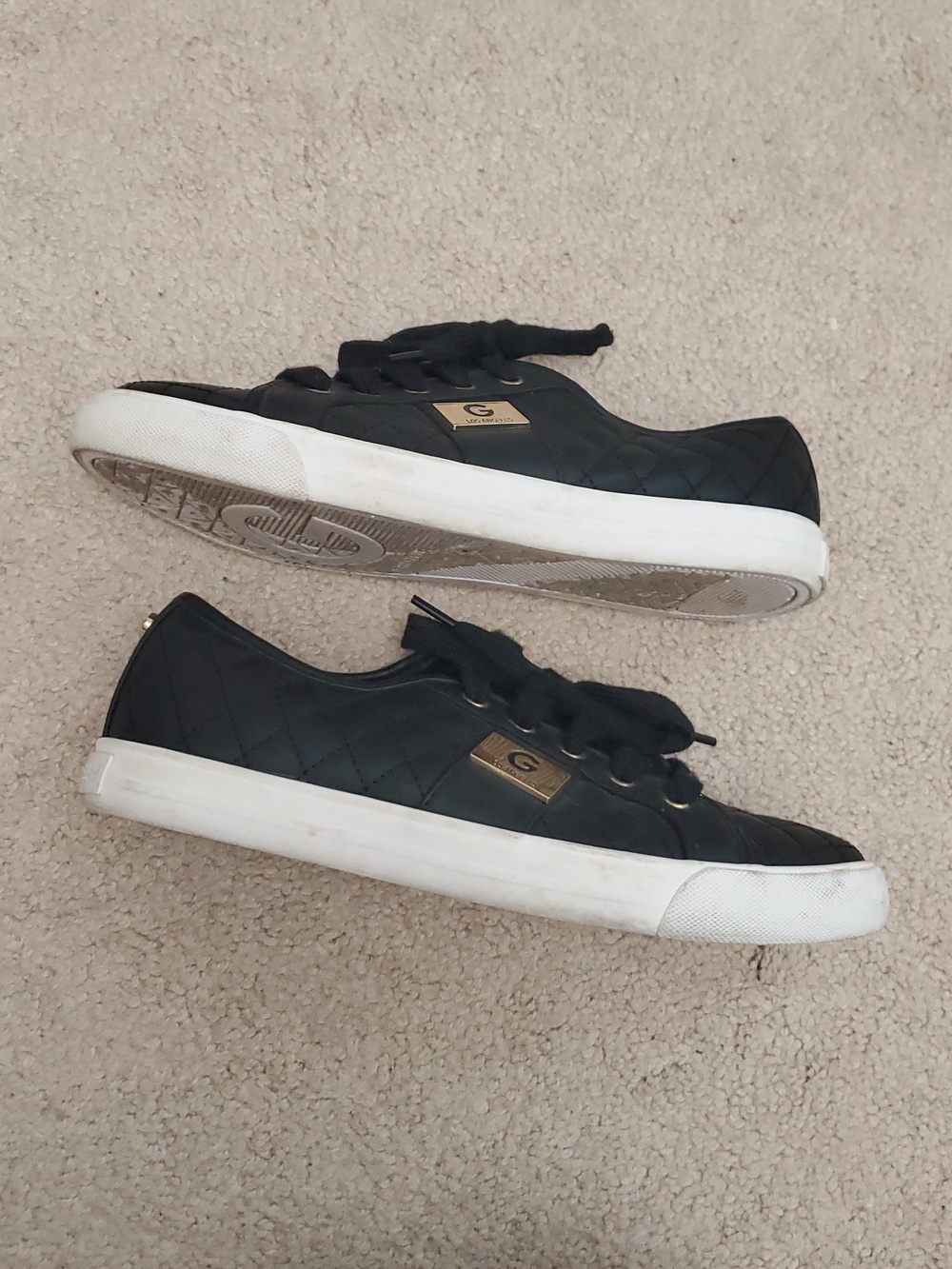 Guess Sneakers Size 8 1/2M - Picture 9 of 12